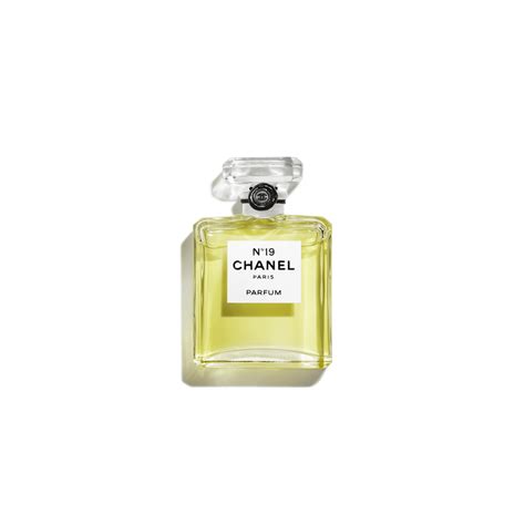 chanel 19 extrait|Chanel no 19.